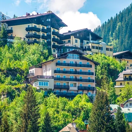 In Near Slopes Apartament