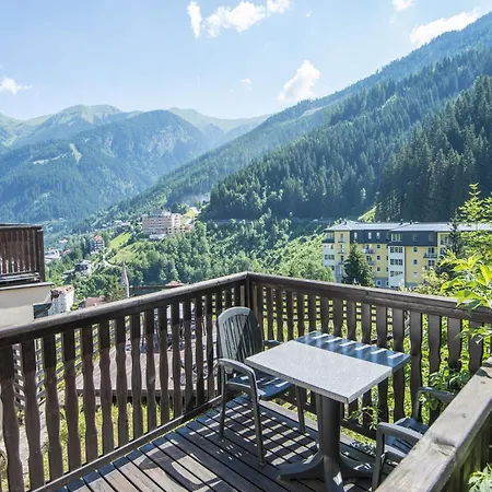 In Near Slopes Apartament *